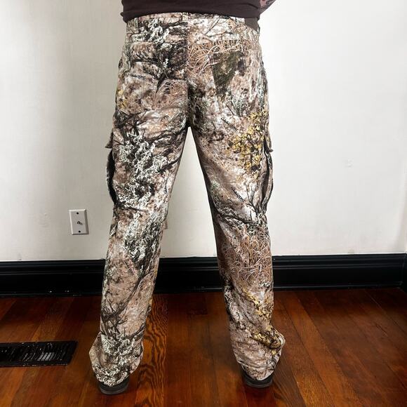 Cabelas Real Tree Fleece Lined Camo Cargo Pants - Picture 2 of 6